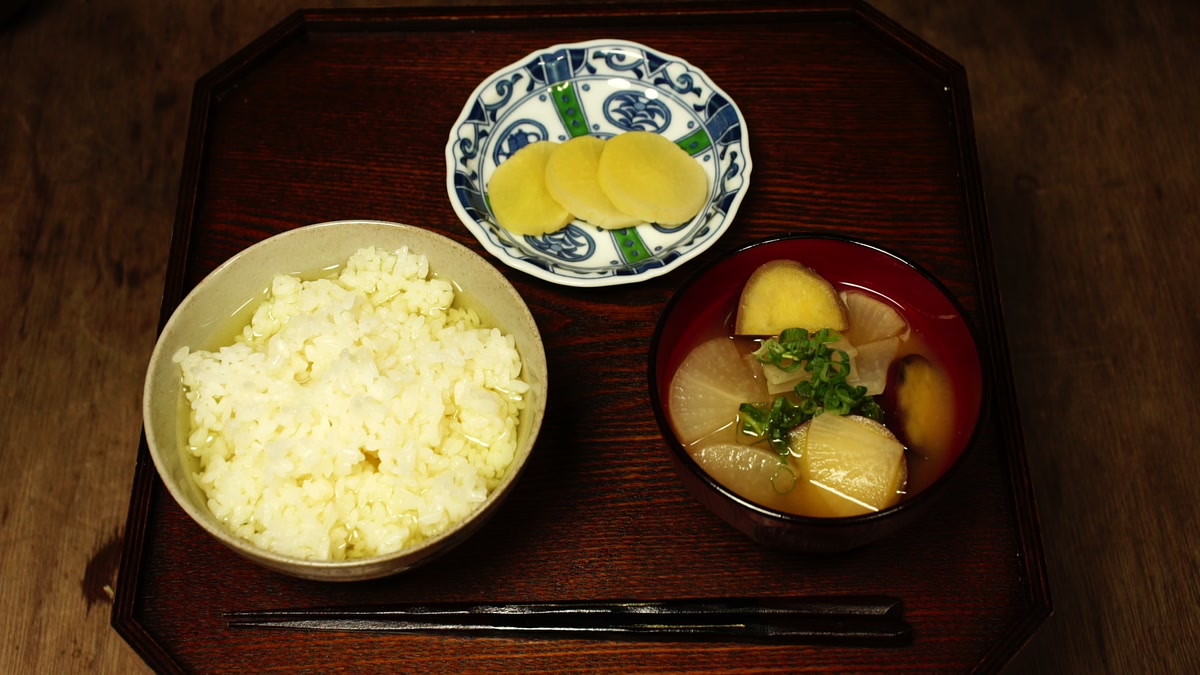 再現した江戸時代の庶民の夕食